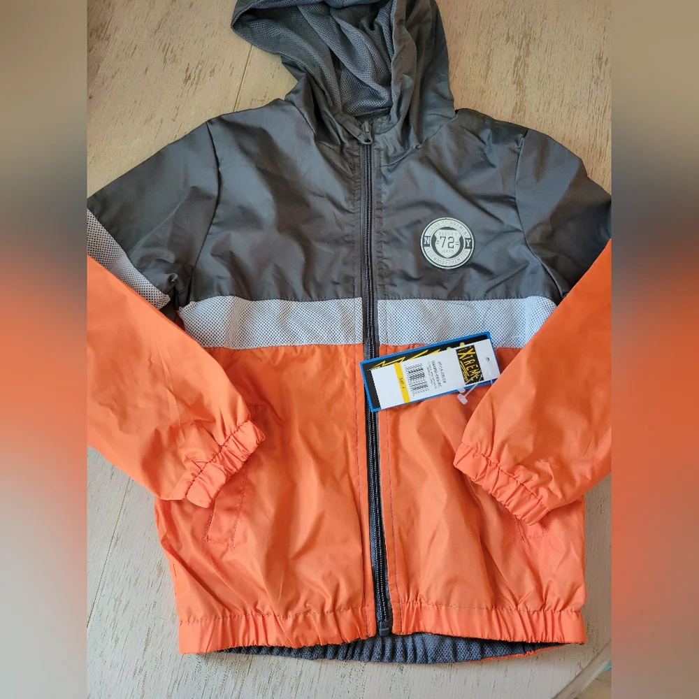 NWT Boys size 6 Ixtreme brand windbreaker